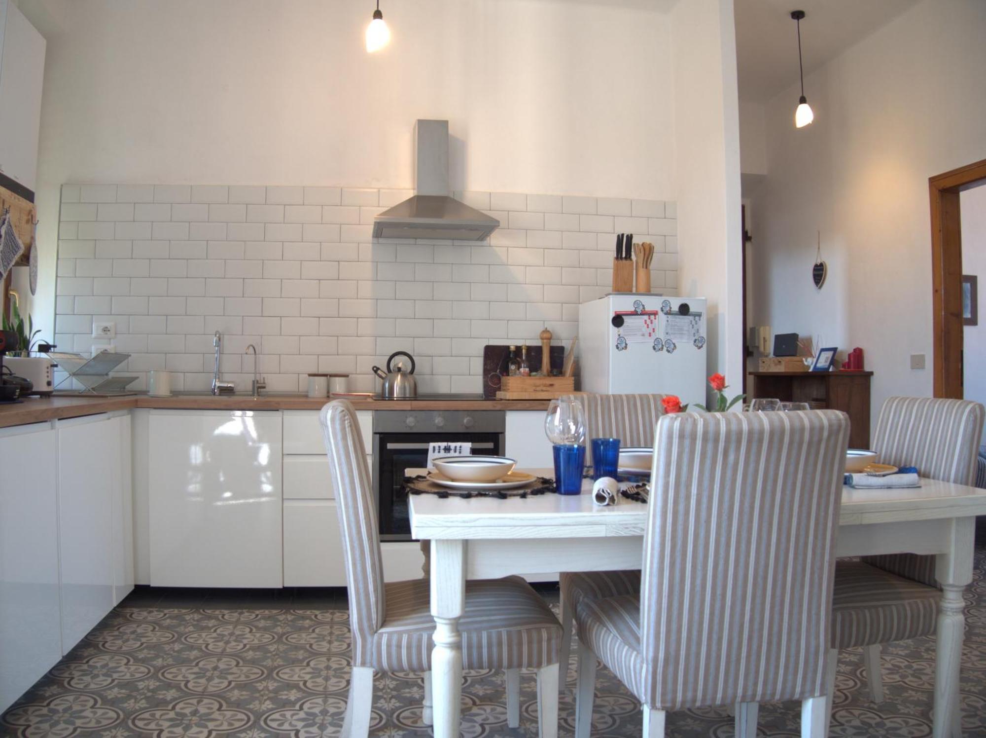 Appartamento Via Grandi - Free Gated Parking - 5 Minutes From Center Lucca Buitenkant foto